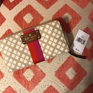 New with Tags Kate Spade Wallet